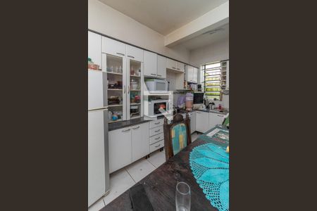 Casa à venda com 320m², 4 quartos e 2 vagasCozinha