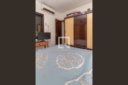 Casa à venda com 320m², 4 quartos e 2 vagasQuarto 2