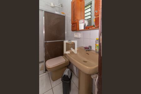 Casa à venda com 320m², 4 quartos e 2 vagasBanheiro 2