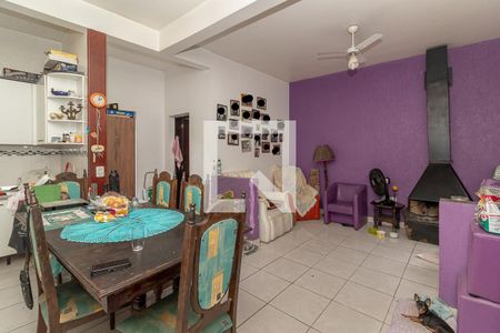 Casa à venda com 320m², 4 quartos e 2 vagasCozinha