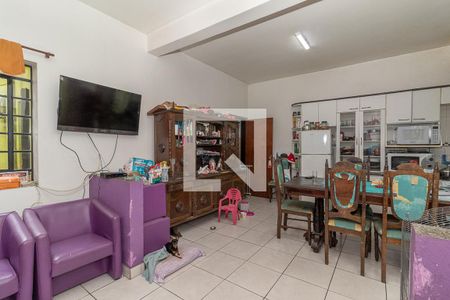 Casa à venda com 320m², 4 quartos e 2 vagasCozinha