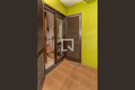 Casa à venda com 320m², 4 quartos e 2 vagasVaranda