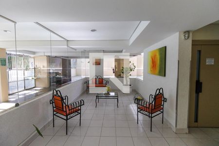 Apartamento para alugar com 68m², 2 quartos e 1 vagaHall