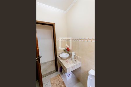 Casa à venda com 300m², 5 quartos e 4 vagasLavabo