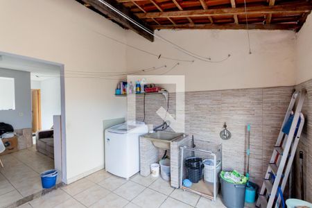 Casa à venda com 300m², 5 quartos e 4 vagasÁrea de Serviço