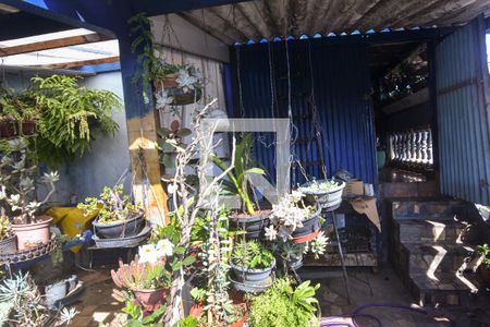 Casa à venda com 165m², 2 quartos e 1 vaga Casa à venda com 165m², 2 quartos e 1 vagaVaranda