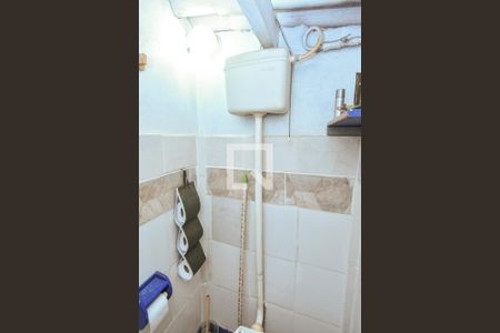 Casa à venda com 165m², 2 quartos e 1 vaga Casa à venda com 165m², 2 quartos e 1 vagaBanheiro da Suíte