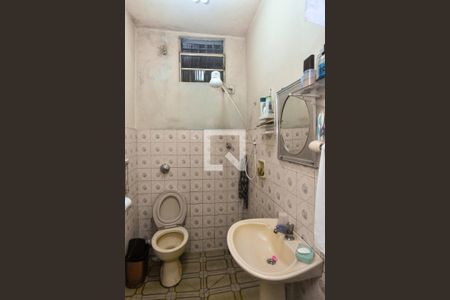 Casa à venda com 165m², 2 quartos e 1 vaga Casa à venda com 165m², 2 quartos e 1 vagaBanheiro