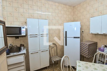 Casa à venda com 165m², 2 quartos e 1 vaga Casa à venda com 165m², 2 quartos e 1 vagaCozinha