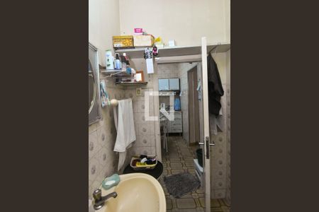 Casa à venda com 165m², 2 quartos e 1 vaga Casa à venda com 165m², 2 quartos e 1 vagaBanheiro