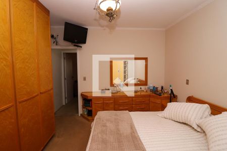 Casa à venda com 200m², 4 quartos e 2 vagasQuarto Suíte