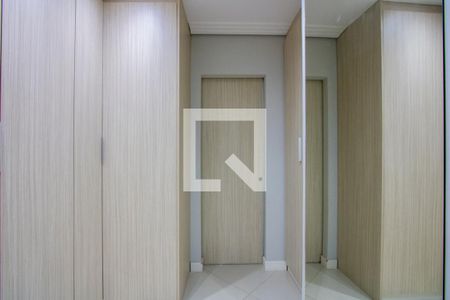 Apartamento à venda com 90m², 2 quartos e 1 vagaCloset