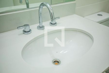 Banheiro de kitnet/studio para alugar com 1 quarto, 27m² em Vila Clementino, São Paulo