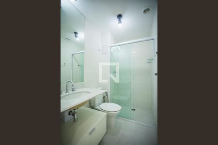 Banheiro de kitnet/studio para alugar com 1 quarto, 27m² em Vila Clementino, São Paulo