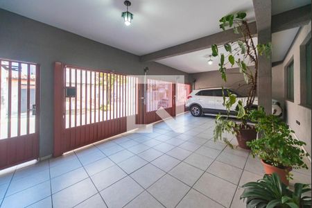 Casa à venda com 295m², 3 quartos e 3 vagas Casa à venda com 295m², 3 quartos e 3 vagasGaragem