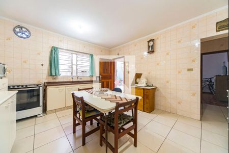 Casa à venda com 295m², 3 quartos e 3 vagas Casa à venda com 295m², 3 quartos e 3 vagasCozinha da Edícula