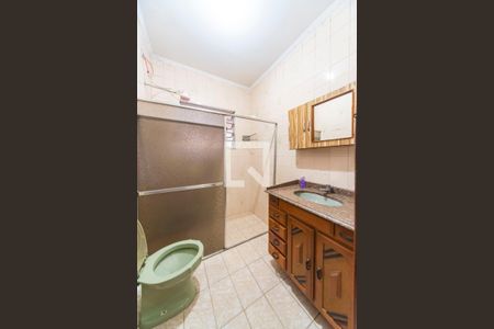 Casa à venda com 295m², 3 quartos e 3 vagas Casa à venda com 295m², 3 quartos e 3 vagasBanheiro da Edícula