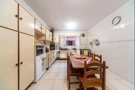 Casa à venda com 295m², 3 quartos e 3 vagas Casa à venda com 295m², 3 quartos e 3 vagasCozinha