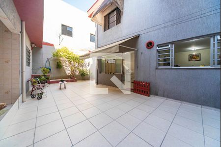 Casa à venda com 295m², 3 quartos e 3 vagas Casa à venda com 295m², 3 quartos e 3 vagasQuintal