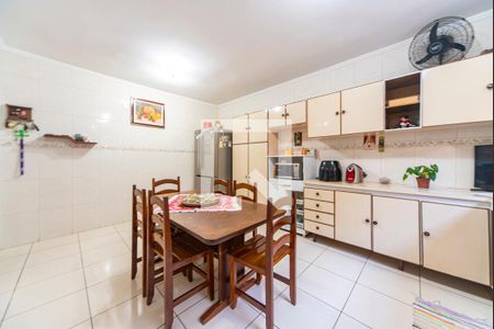 Casa à venda com 295m², 3 quartos e 3 vagas Casa à venda com 295m², 3 quartos e 3 vagasCozinha