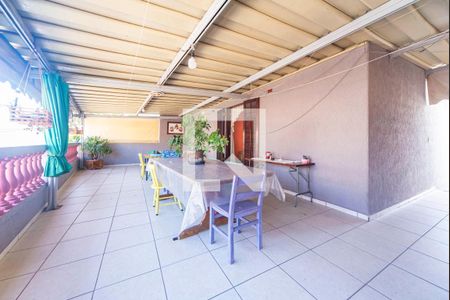 Casa à venda com 295m², 3 quartos e 3 vagas Casa à venda com 295m², 3 quartos e 3 vagasVaranda gourmet