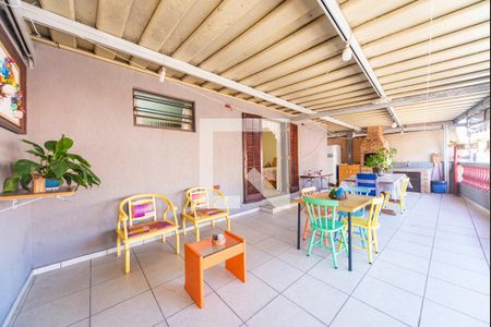 Casa à venda com 295m², 3 quartos e 3 vagas Casa à venda com 295m², 3 quartos e 3 vagasVaranda gourmet