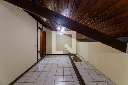 Casa de condomínio à venda com 675m², 7 quartos e 6 vagas Casa de condomínio à venda com 675m², 7 quartos e 6 vagasSuite