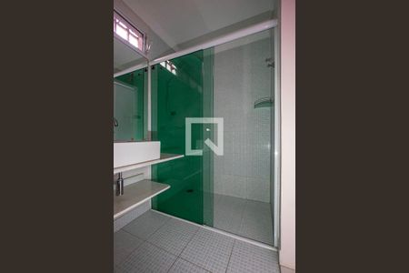 Banheiro de apartamento à venda com 1 quarto, 72m² em Pinheiros, São Paulo