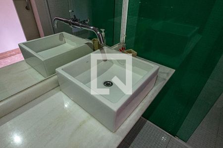 Apartamento à venda com 72m², 1 quarto e 1 vagaBanheiro