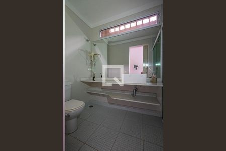 Banheiro de apartamento à venda com 1 quarto, 72m² em Pinheiros, São Paulo