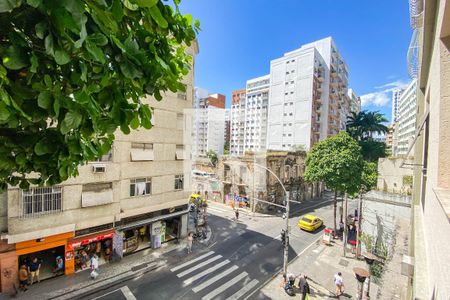 Vista da sala de apartamento para alugar com 1 quarto, 36m² em Centro, Rio de Janeiro