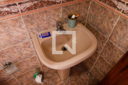 Casa à venda com 245m², 5 quartos e 4 vagas Casa à venda com 245m², 5 quartos e 4 vagasBanheiro da Suite 2