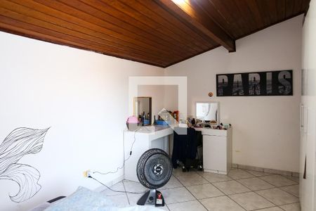 Casa à venda com 245m², 5 quartos e 4 vagas Casa à venda com 245m², 5 quartos e 4 vagasSuite 2