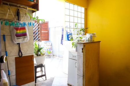 Casa à venda com 245m², 5 quartos e 4 vagas Casa à venda com 245m², 5 quartos e 4 vagasÁrea de Serviço