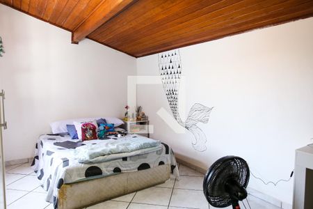 Casa à venda com 245m², 5 quartos e 4 vagas Casa à venda com 245m², 5 quartos e 4 vagasSuite 2