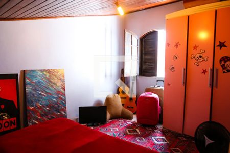 Casa à venda com 245m², 5 quartos e 4 vagas Casa à venda com 245m², 5 quartos e 4 vagasQuarto 3