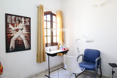 Casa à venda com 245m², 5 quartos e 4 vagas Casa à venda com 245m², 5 quartos e 4 vagasAcesso aos Quarto 4