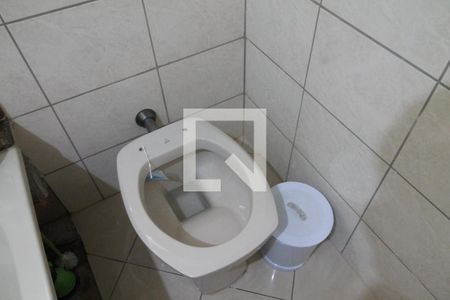 Casa à venda com 200m², 4 quartos e 2 vagasBanheiro da Suíte 