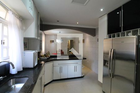 Casa à venda com 200m², 4 quartos e 2 vagasCozinha