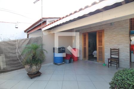 Casa à venda com 200m², 4 quartos e 2 vagasVaranda do Quarto Suíte 1