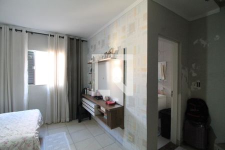 Casa à venda com 200m², 4 quartos e 2 vagasQuarto 3 - Suíte