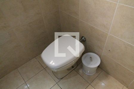 Casa à venda com 200m², 4 quartos e 2 vagasBanheiro 2