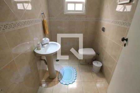 Casa à venda com 200m², 4 quartos e 2 vagasBanheiro 2