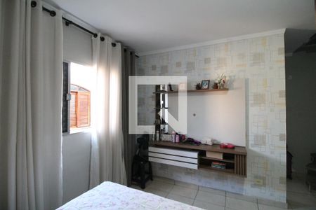 Casa à venda com 200m², 4 quartos e 2 vagasQuarto 3 - Suíte