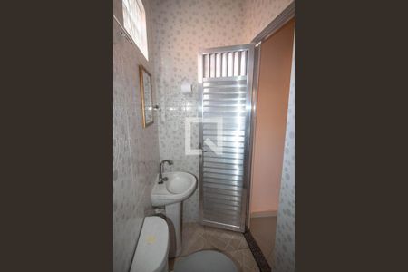 Banheiro de casa à venda com 1 quarto, 54m² em Braz de Pina, Rio de Janeiro
