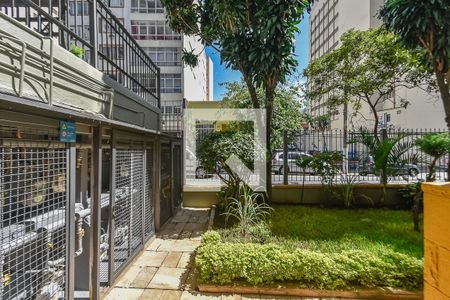Apartamento à venda com 70m², 1 quarto e sem vaga Apartamento à venda com 70m², 1 quarto e sem vagaVista do Quarto 2