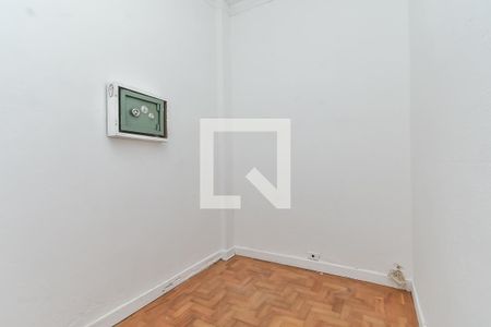 Apartamento à venda com 70m², 1 quarto e sem vaga Apartamento à venda com 70m², 1 quarto e sem vagaQuarto de Serviço