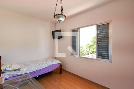 Casa à venda com 198m², 3 quartos e 2 vagas Casa à venda com 198m², 3 quartos e 2 vagasQuarto 2