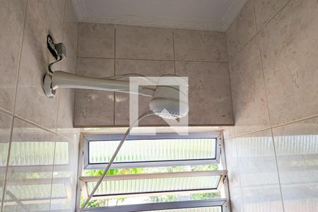 Casa à venda com 198m², 3 quartos e 2 vagas Casa à venda com 198m², 3 quartos e 2 vagasBanheiro da suíte