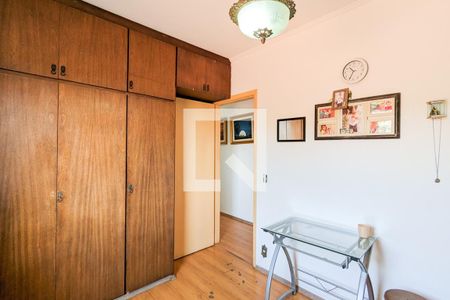 Casa à venda com 198m², 3 quartos e 2 vagas Casa à venda com 198m², 3 quartos e 2 vagasQuarto 2